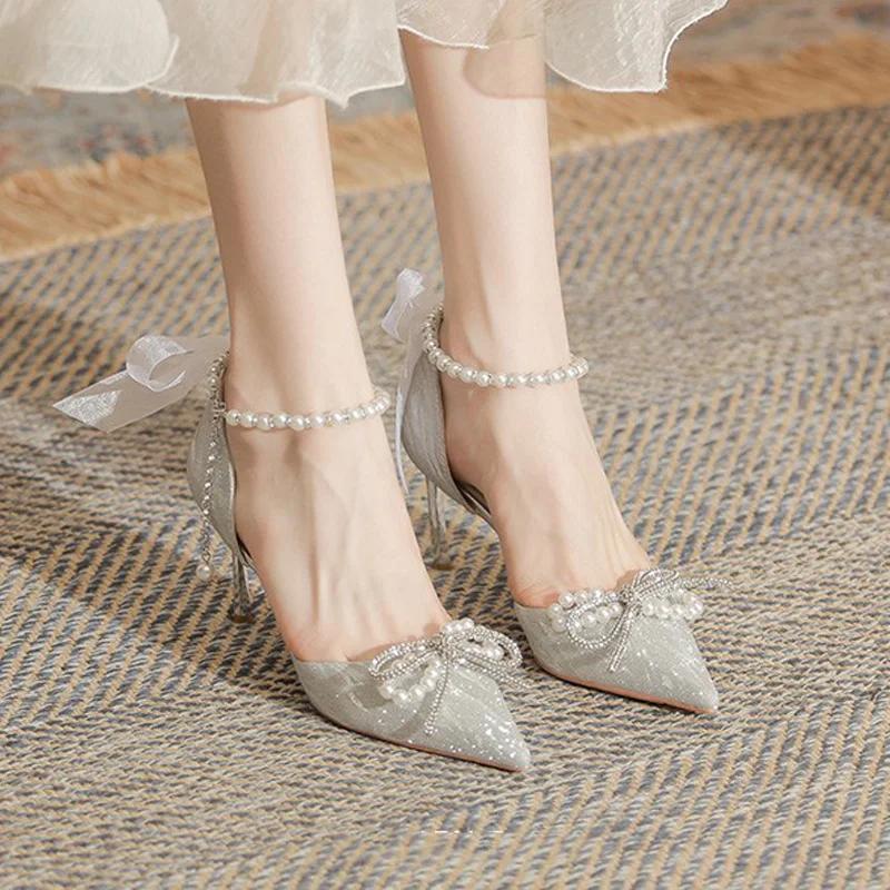 Серебряные туфли на высоком каблуке в стиле феи с бантом, украшенные бисером и кристаллами, осенние новые удобные женские туфли на французском тонком каблуке