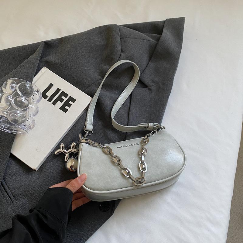 Супер огонь маленькая сумка женская ретро универсальная 2025 новая мода на плечо сумка-мессенджер женская популярная подмышечная маленькая квадратная сумка