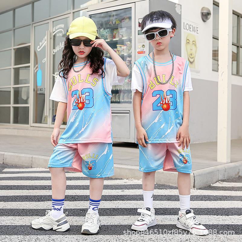 Wholesale of children's basketball clothes for boys and girls Printed kindergarten primary school students No. 24 jersey Light board performance