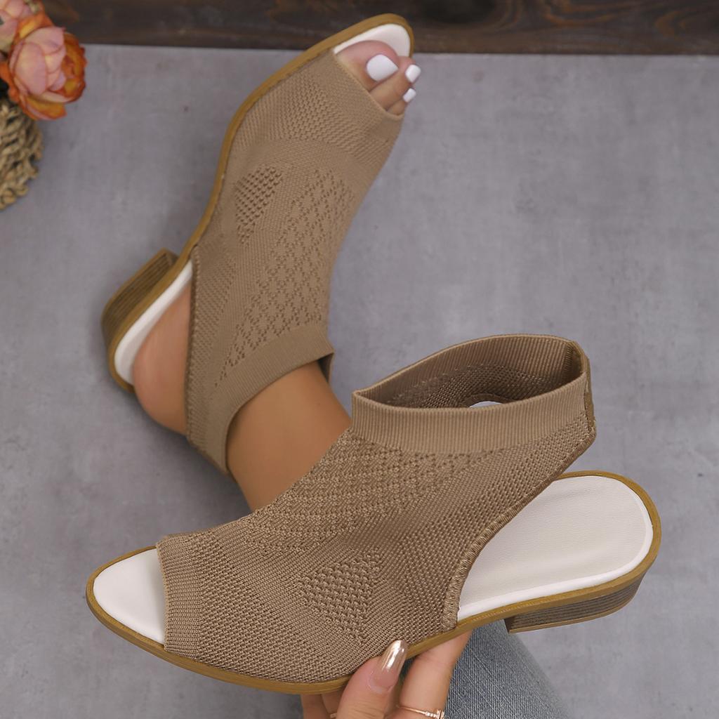 2025 Европейская и американская внешняя торговля новые сандалии на заднем полом каблуке из летучей ткани женские вязаные дышащие полые с открытым носком крутые ботинки 43