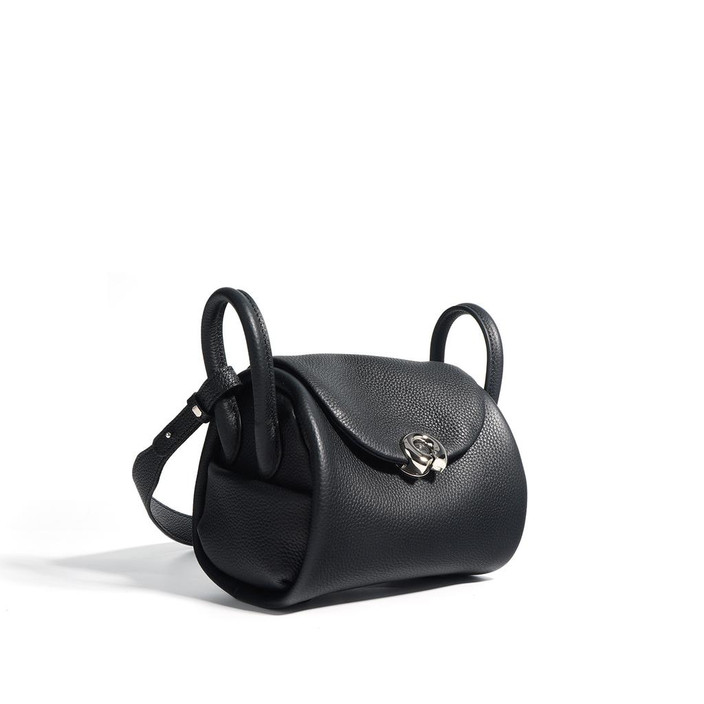 Сумка-подушка из натуральной кожи в виде свиньи, женская сумка Niche Design, новинка 2025 года, универсальная сумка, симпатичная красная сумка через плечо