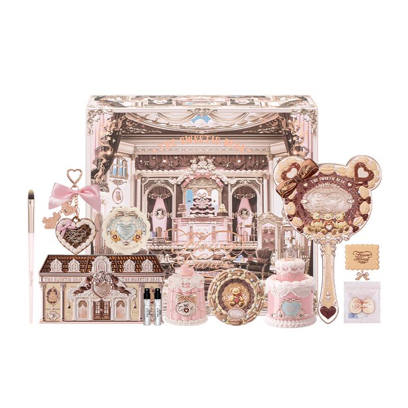 Подарочный набор для макияжа Flower Knows Sweetheart Bear