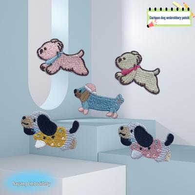 Мультяшная вышитая нашивка с щенком: Самоклеящиеся термонаклейки для сумок, одежды и чехлов для телефонов