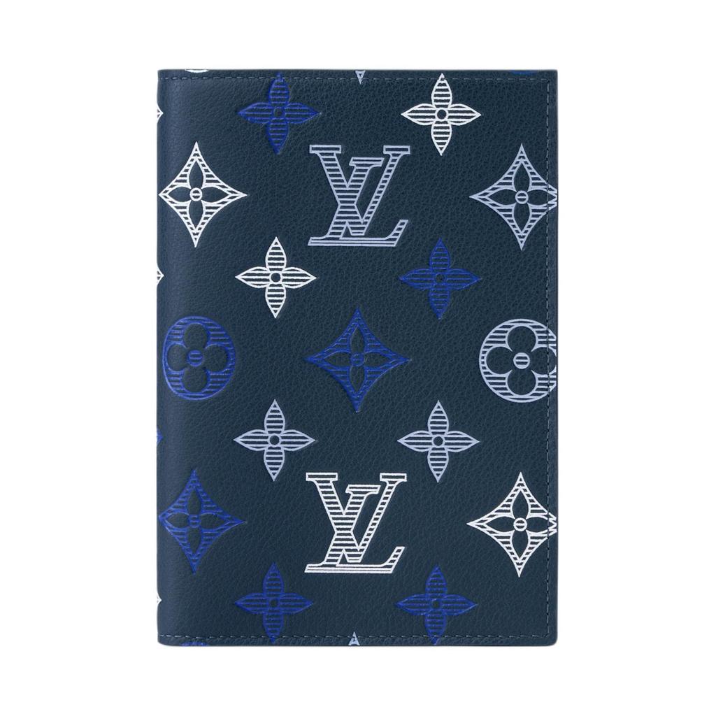 Louis Vuitton Кожаный держатель для паспорта Monogram Shadow Мужские аксессуары Темно-синий M29132