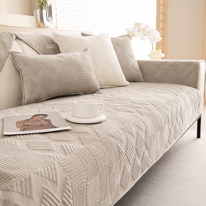 Super Soft Velvet Sofa Cushion Towel Removable and Machine Washable Furniture Protective Slipcovers Non-pilling Sofa Cover