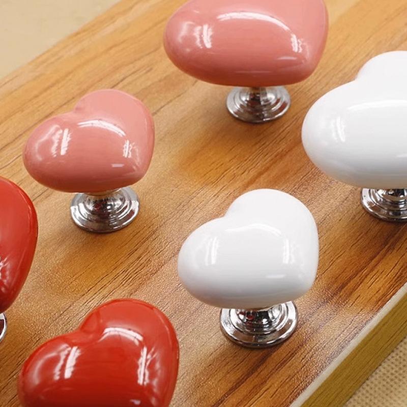 Love Heart Shaped Colorful Plastic Toilet Tank Button Aid Adhesive Plastic Handle,Portable Accessory Handle Toilet Press Tool
