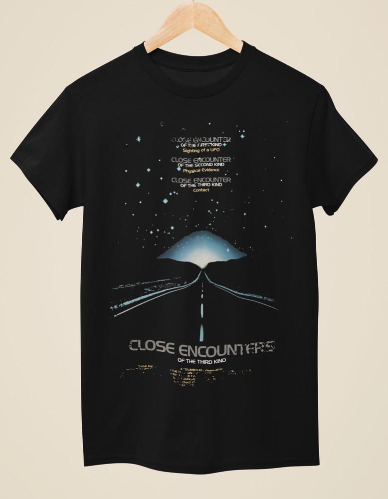 Close Encounters of the Third Kind - Movie Poster Inspired Unisex Black T-Shirt Unisex T-Shirt