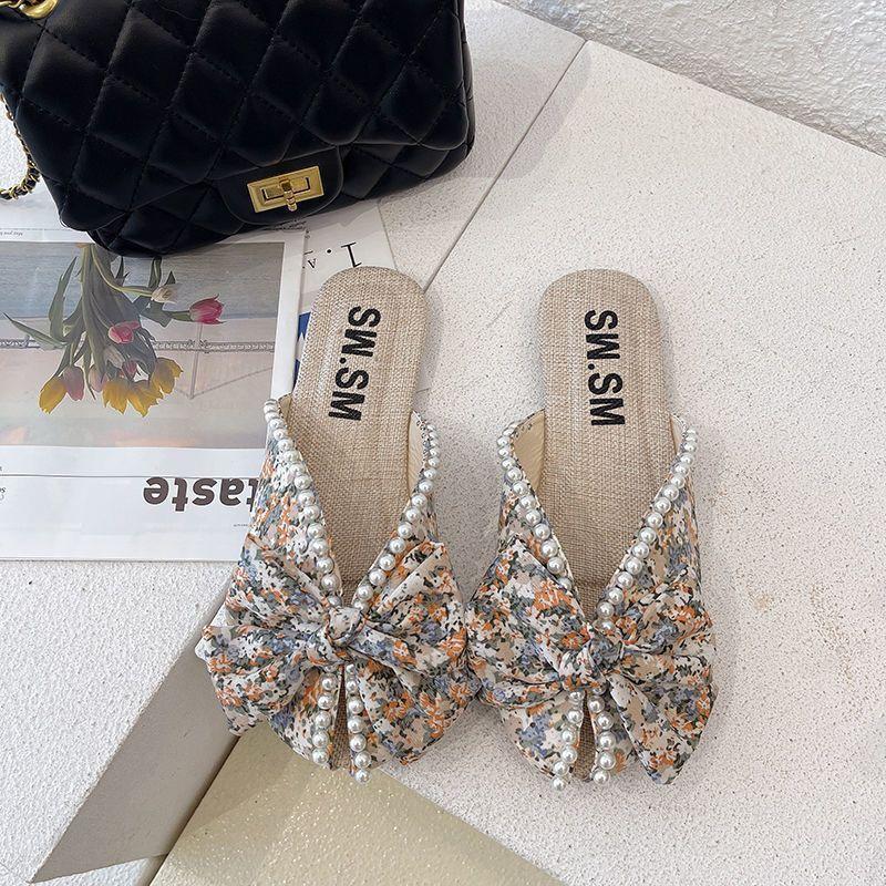 Тапочки женские летние верхние туфли 2025 новые маленькие цветочные жемчужные сандалии с сумкой на голову полудраг плоская подошва универсальные модные сандалии с рыбьим ртом