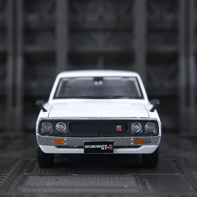 Майсто 1:24 Skyline 2000 Gt-R Сплав Спортивный Автомобиль Модель Литьевой Металл Игрушка Гоночный Автомобиль Модель Симуляция Подарки
