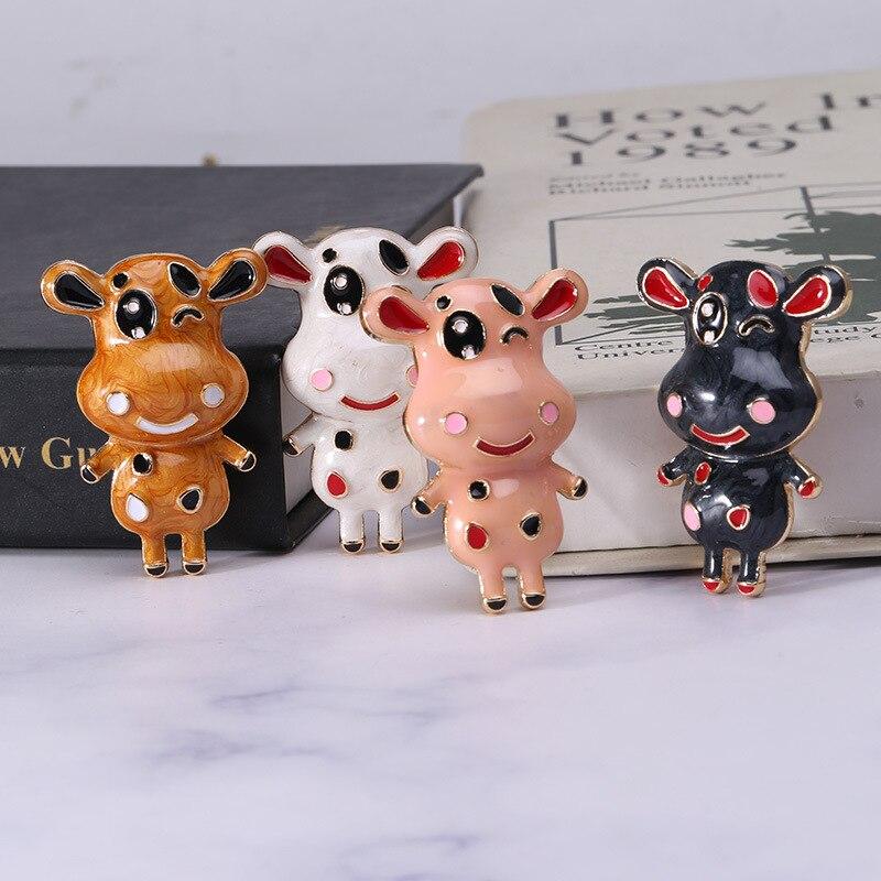 Blucome Fashion Personality Alloy Dripping Oil Cute Calf Brooch Zodiac Year of The Ox All-match Clothing Accessories Pin