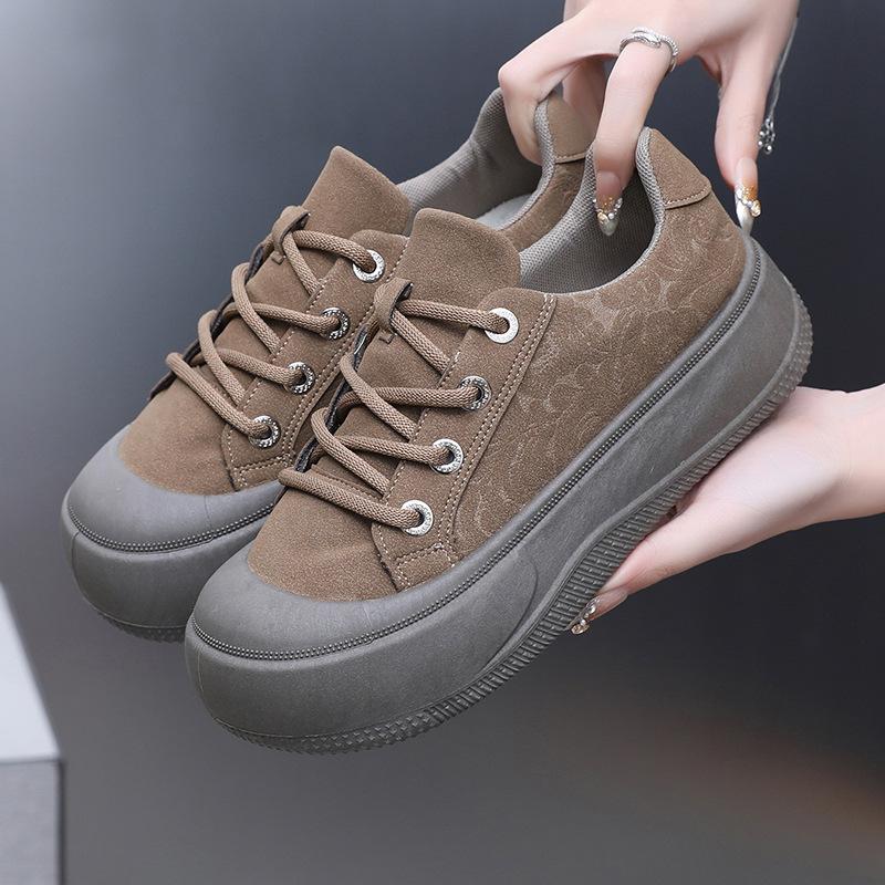 Повседневная обувь на платформе для женщин Легкие кроссовки из искусственной кожи Теннисные туфли на шнуровке Удобная обувь для ходьбы Женские нескользящие дышащие низкие туфли