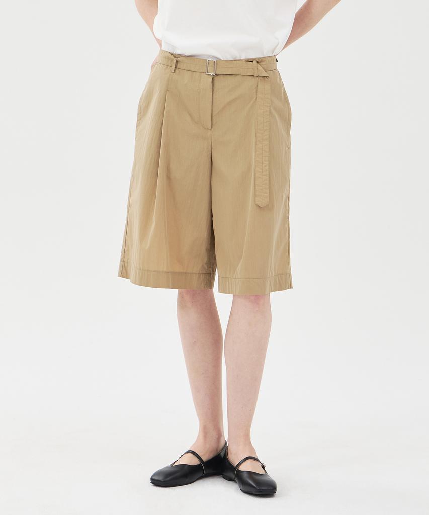 PINBLACK Belted Single-Pleat Bermuda Pants Khaki