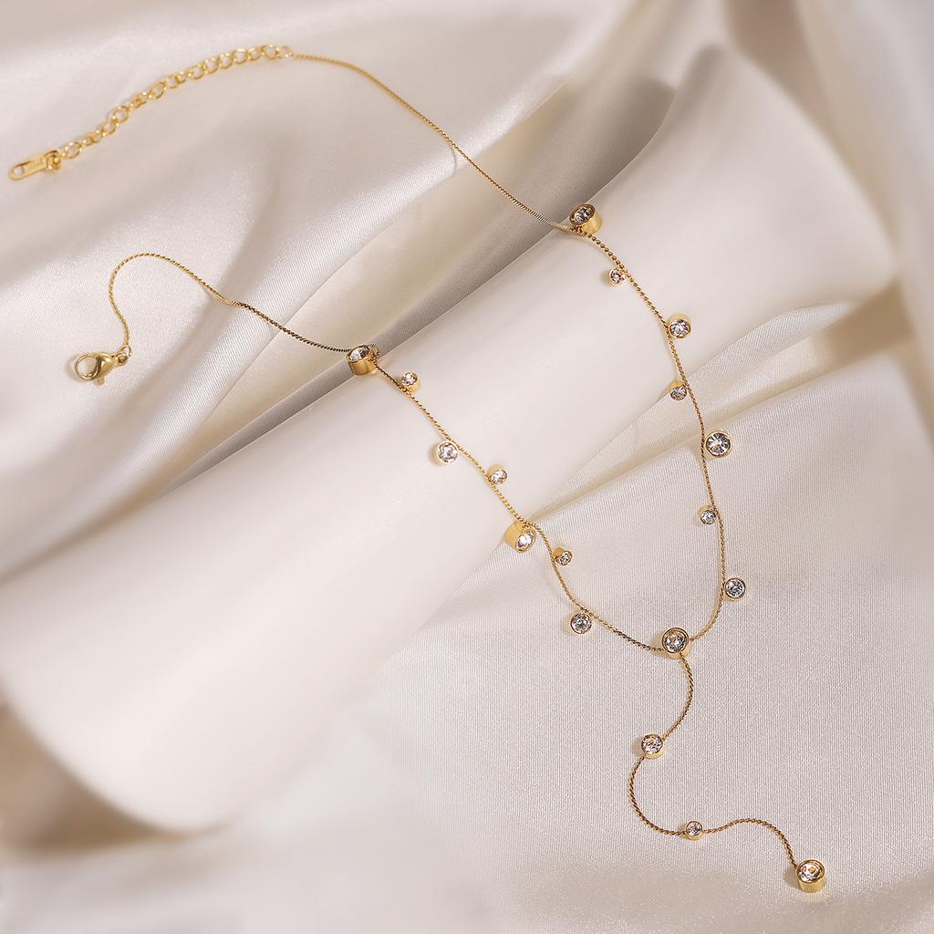 Tassel Advanced Long Necklace for Women Gold Plated Inlay Diamond Necklaces Fashionable Light Luxury Stainless Steel Jewelry