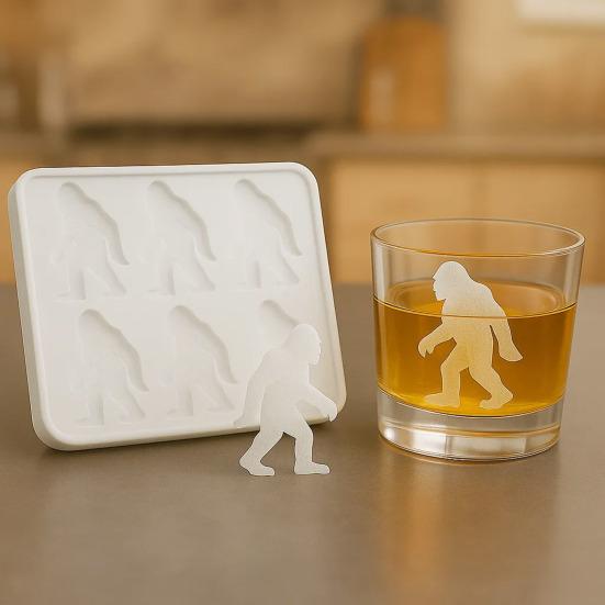 2Pcs Bigfoot-shaped Ice Tray BPA-Free Silicone 6 Cavity Sasquatch Shape Ice Cube Maker for Halloween Party Drinks Chocolate Soap Kitchen Gadget