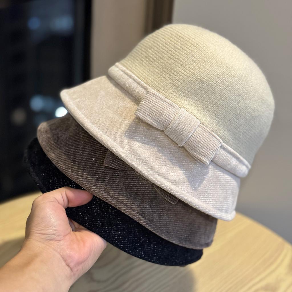 Autumn and Winter New Style Wide Brimmed Small Woolen Fisherman's Hat Showing Face Female Hepburn Style Elegant and Warm Windproof Basin Hat