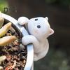 Миниатюрные подвесные фигурки кошек, ваза для цветочного горшка, держатель для котенка из смолы, вешалка для горшка, статуэтка кошки для террариума с бахромой, украшения для сада фей