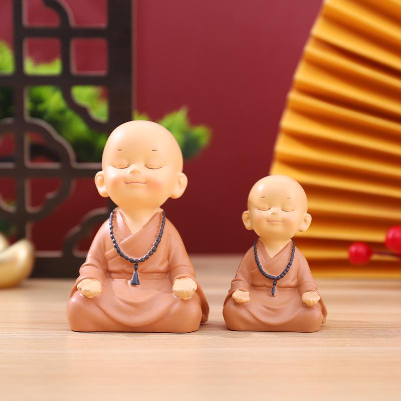 Creative Shaolin Monk Meditation Ornament - Perfect for Home or Car Decor