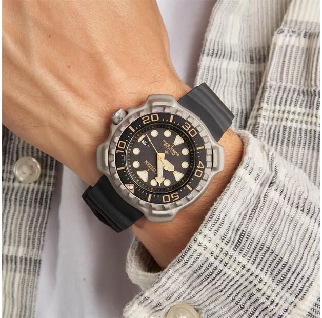 Часы CITIZEN BN0220-16E
