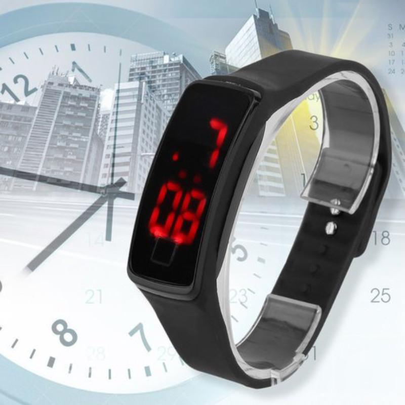 Kids Digital Electronic Watch With Pu Strap And Square Plastic Dial For School Use