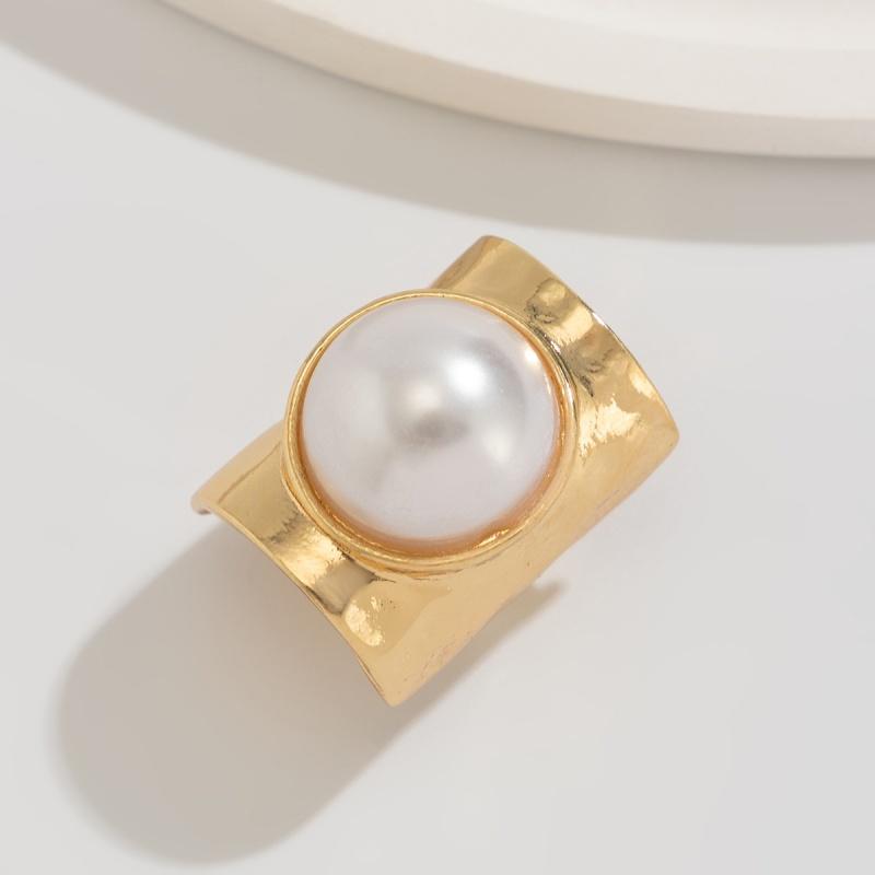 Y2K Punk Pearl Wide Open Ring for Women Men Metal Simple Geometric Exaggeration Finger Accessories Party Gift Fashion Jewelry