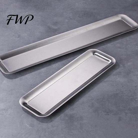 One-piece Molded Serving Tray Stainless Steel Rectangular BBQ Plate Korean Style Roasting Pan for Barbecue Meat Snack Dessert Sushi Dish Home Kitchen