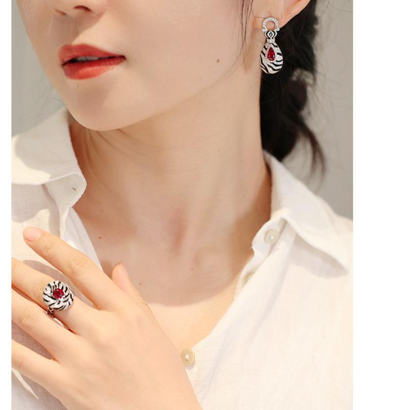 BELLA BOX Современный винтажный комплект из рубинов зебры и леопардового цвета, съемные серьги, серьги-подвески для женщин