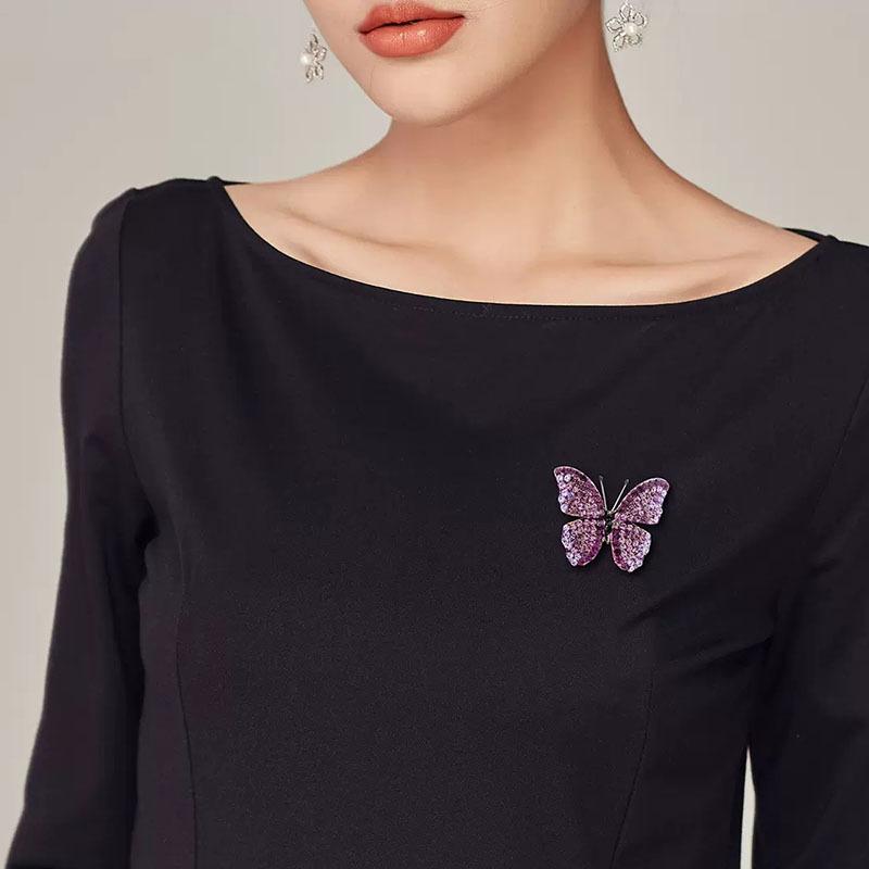 Classic Jewelry Butterfly Brooches Vintage Pins Rhinestone Delicate Brooches for Women Bridal Gift Dress Accessories Elegant Pin