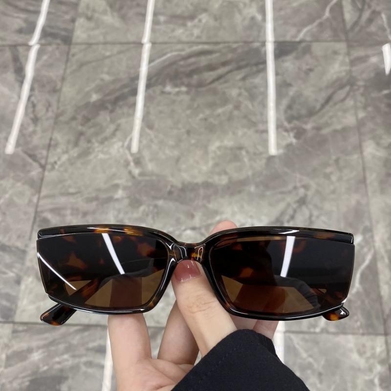 Fashion Small Square Frame Sunglasses Women Summer Sun Glasses Vintage Punk Rectangle Shades Uv400 Eyewear