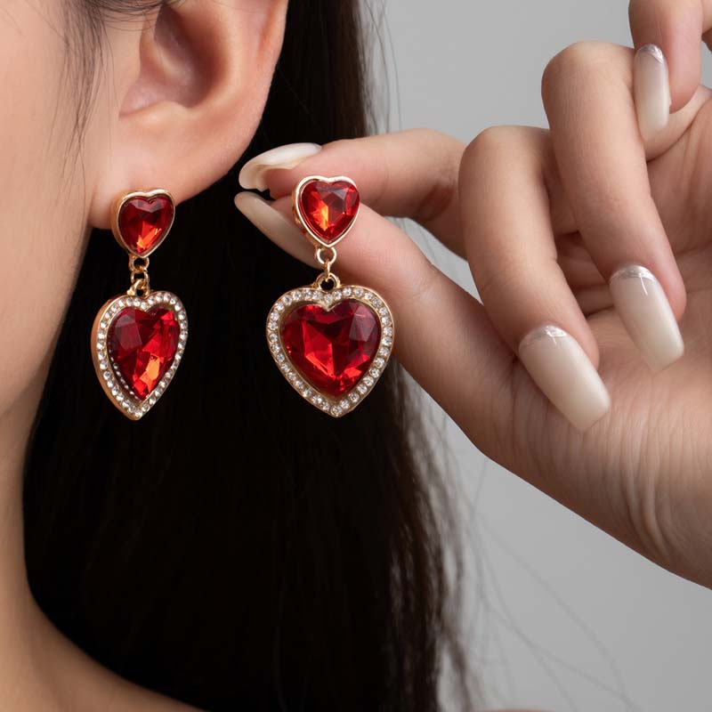 Fashion Red Zircon Heart Drop Earrings for Women Sweet Crystal Geometric Love Temperament Earrings Wedding Jewelry Accessories