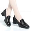 2026 Весна Осень Черные Женские Туфли Новая Мода Удобные Низкий Каблук Британские Мелкий Вырез Однотонные Туфли Круглый Носок Мягкие