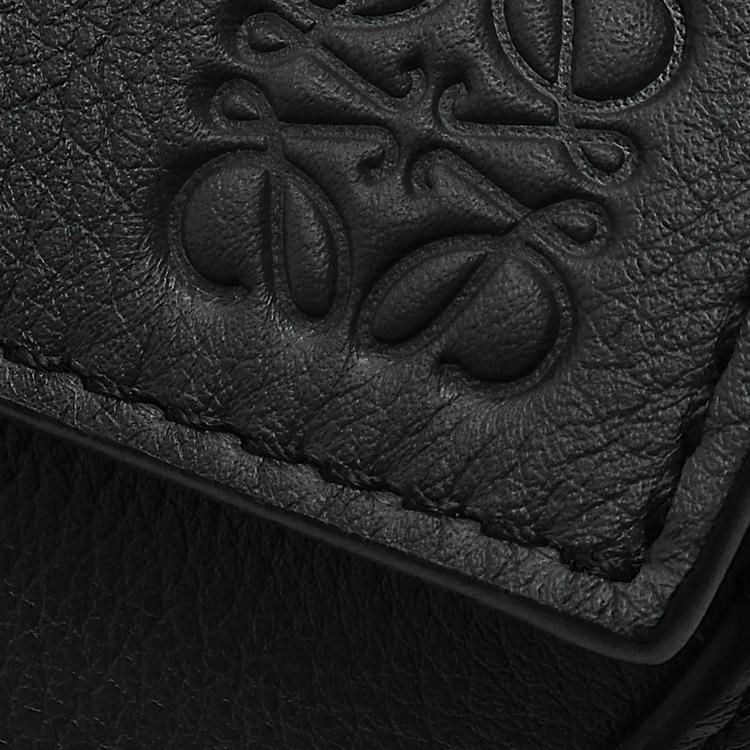 Loewe Сумка на пояс 24 Регулируемый плечевой ремень Застежка-молния Кожаная поясная сумка Мини-сумка на пояс для мужчин Черная B510EB1X03-1100