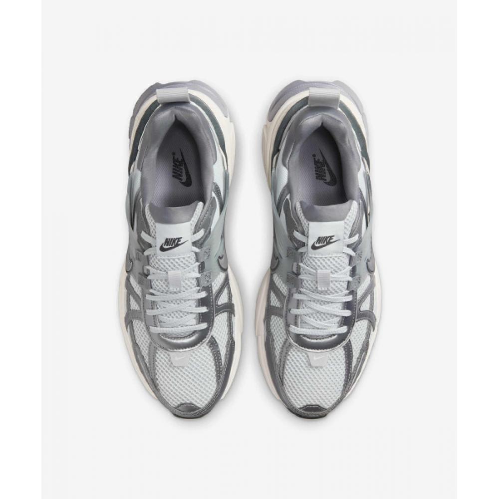 Nike V2k Run W Pure Platinum Wolf Grey Cool Grey Metallic Cool Grey Fd0736 003
