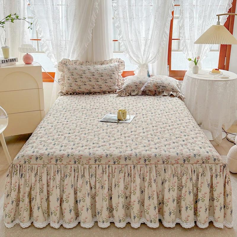 Небольшое цветочное покрывало в пасторальном стиле, белое кружевное хлопковое покрывало на кровать, комплект из трех предметов, домашний толстый стеганый противоскользящий чехол на кровать