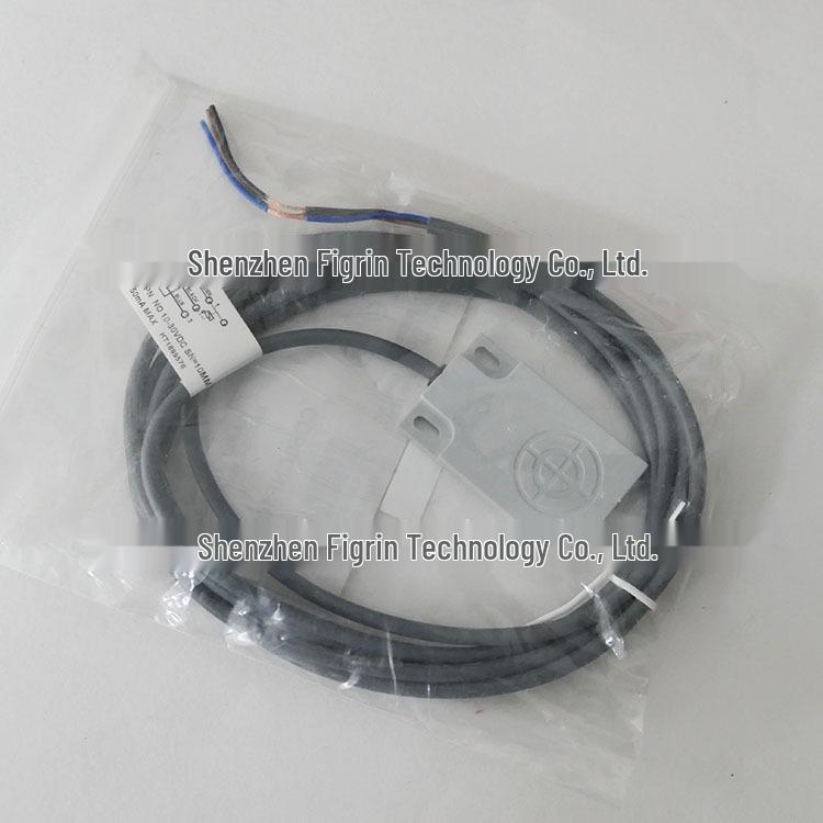 Швейцарский емкостной датчик приближения Carlo Gavazzi CD50CNF10NO