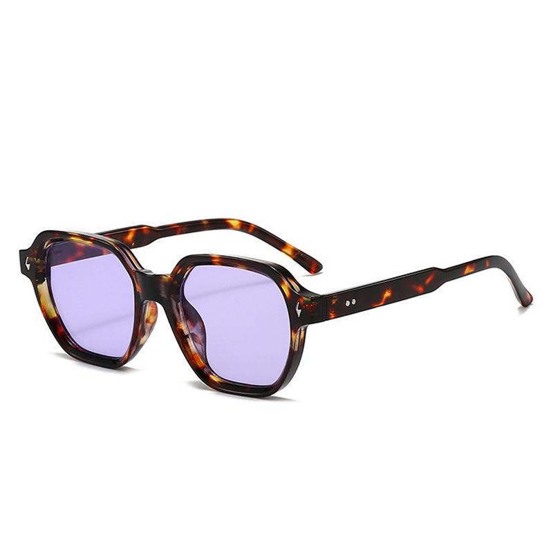 Ретро квадратные солнцезащитные очки с шипами: Высококлассный европейский и американский уличный стиль для мужчин и женщин