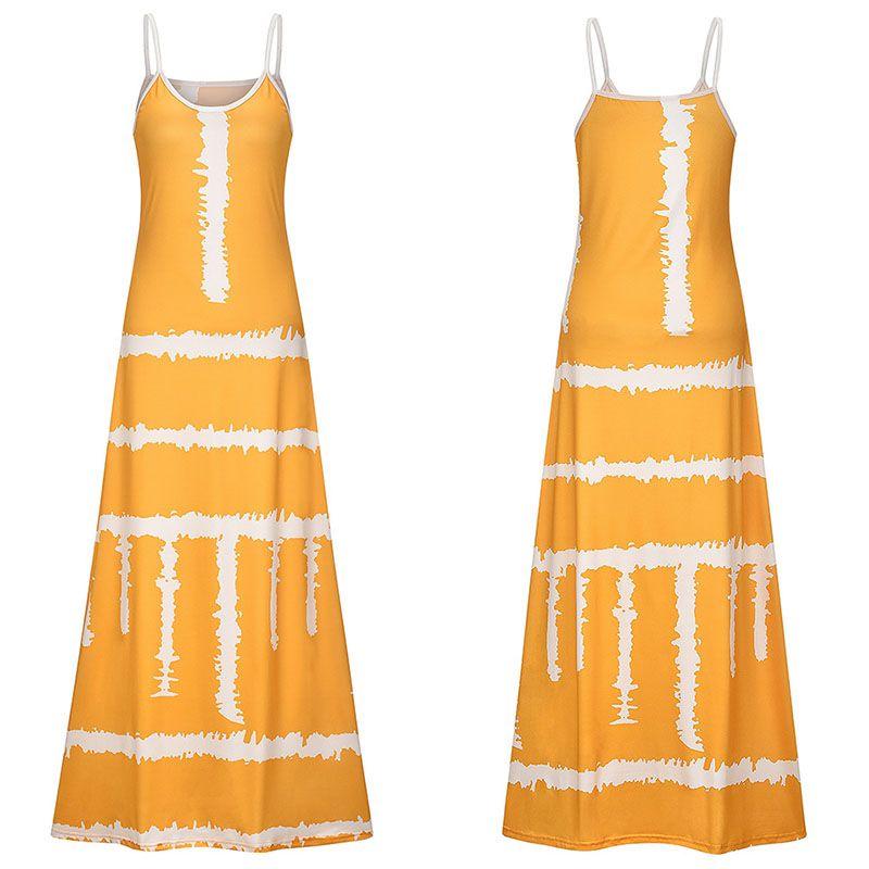 Элегантное женское летнее платье-кафтан на бретельках с цветочным принтом в стиле бохо, идеально подходящее для пляжных дней