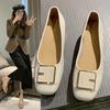 Неглубокие одинарные туфли женские 2024 новые однопедальные туфли на низком каблуке всесезонные женские туфли с круглой головкой и металлической пряжкой туфли Doudou женские туфли