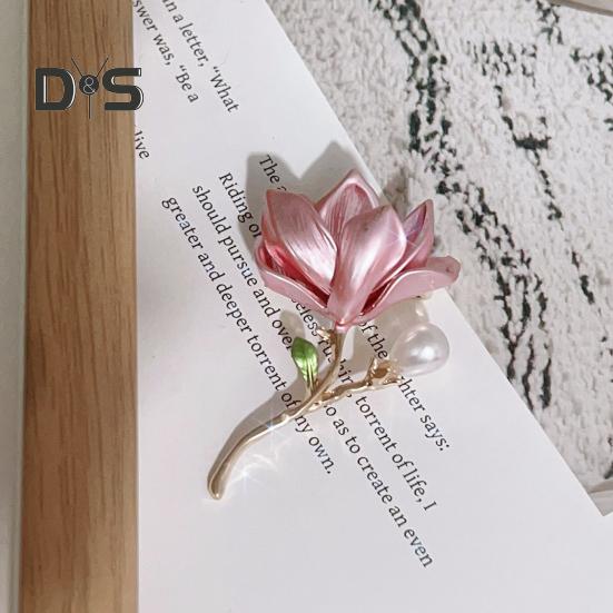 Magnolia Brooch Zinc Alloy Pin with Oil Dripping Process Decorative Pin T-Shirts Dresses Coats Badge Jewelry Accessory