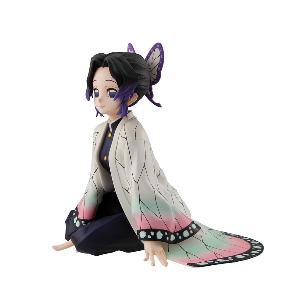 Клинок, рассекающий демонов Kimetsu no Yaiba Фигурка Синобу ПВХ Полная фигурка G.E.M. Размером с ладонь (приблизительно. 75мм) - Предварительно окрашенный