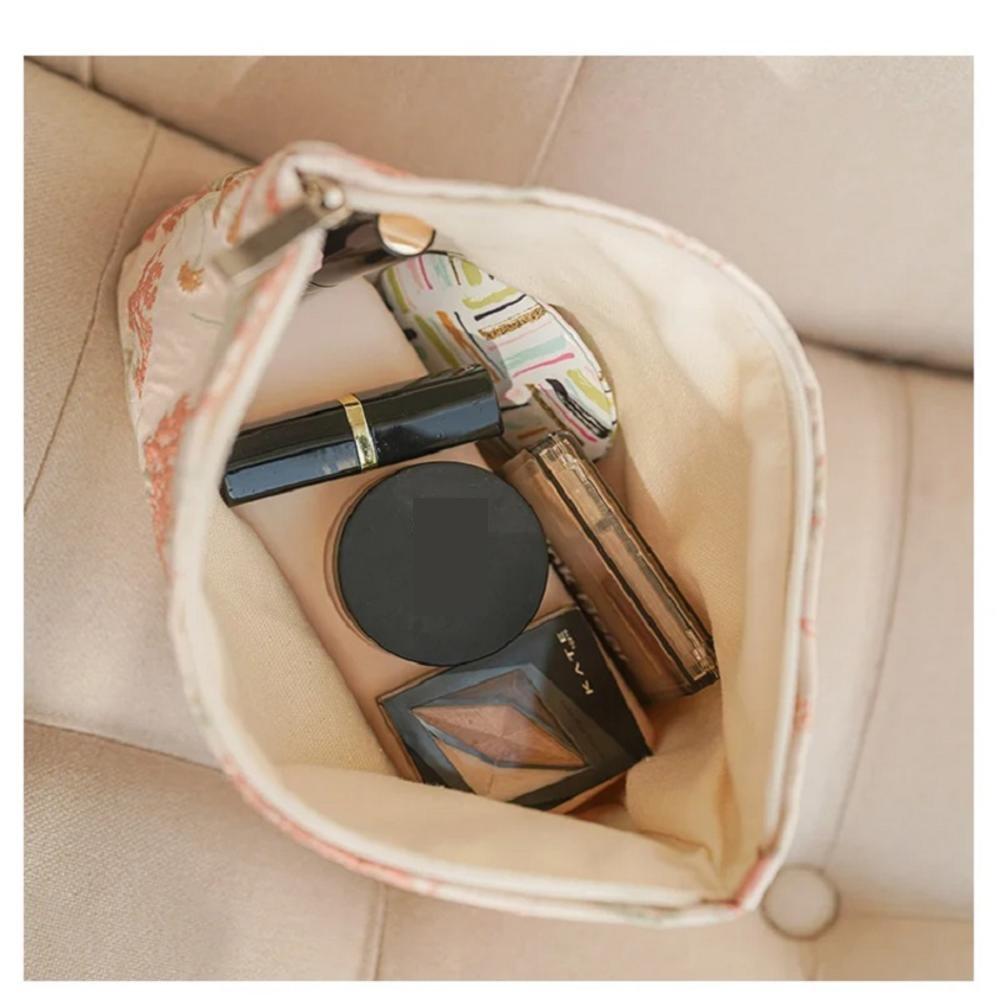 Эстетическая цветочная женская косметичка, большая вместительная сумка для хранения косметики, дорожный портативный органайзер, сумка для мытья посуды на молнии