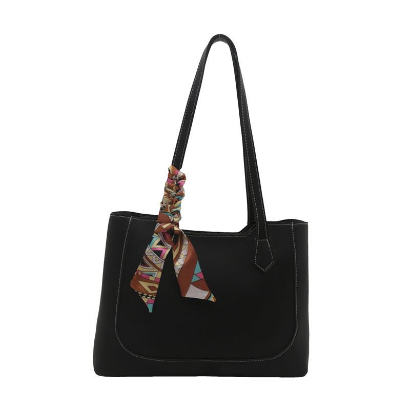 Trendy Fashionable Womens Tote Bag With Spacious Interior And Zipper Closure