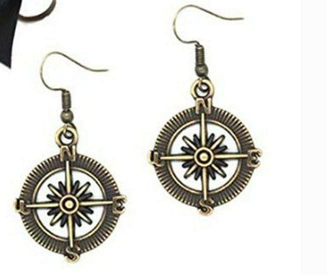 Vintage Baroque Crystal & Lace Dangle Earrings for Women - Black.