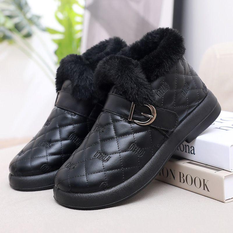 Winter Snow Boots Fleece Thickened Warm Fluffy Shoes Small Fragrant Wind Women's Short Boots Leather Waterproof Mother Shoes