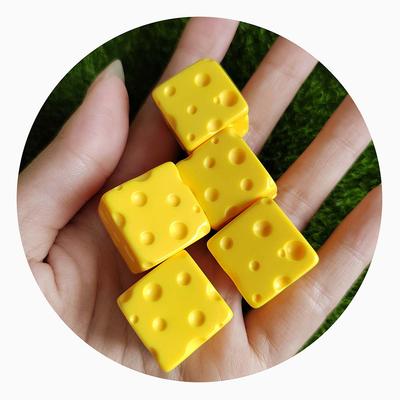 Куклы и мягкие игрушки – Кукольные домики и аксессуары