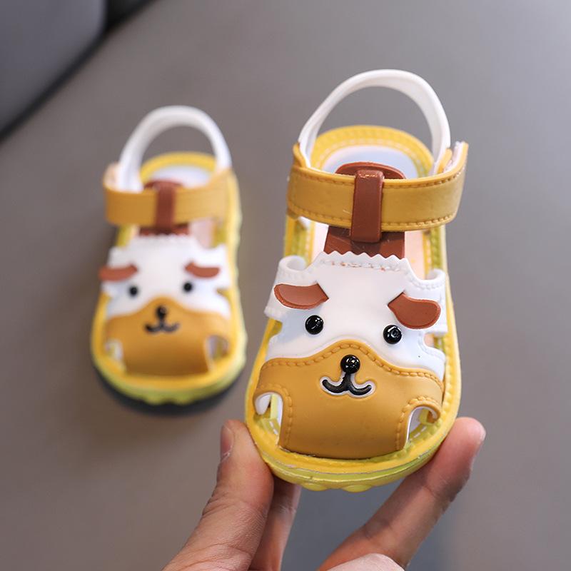 Обувь для девочек Zapatos Niña 2024 года, летние новые сандалии для малышей, прогулочная обувь с мягкой подошвой, нескользящая детская обувь, сандалии для мальчиков и девочек