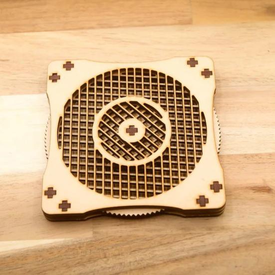 1/4Pcs Wooden Kinetic Coasters Farmhouse Rustic Heat-resistant Coffee Mug Cup