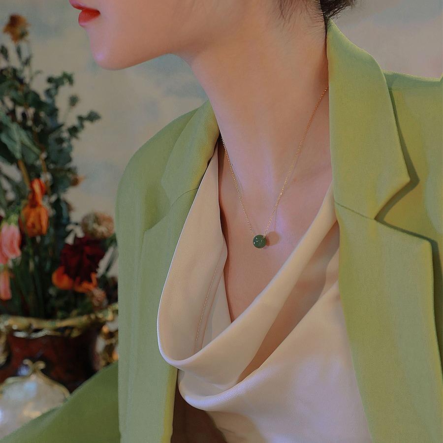 Qinghai Hotan Cat's Eye Jasper Necklace, Collarbone Chain, Niche Design, Light Luxury, Fairy-like