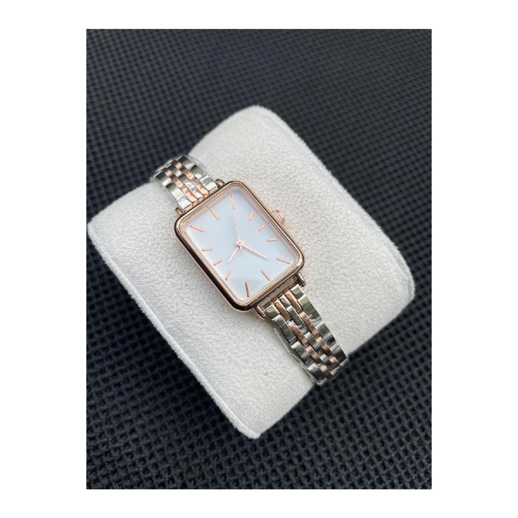 Retro Strap Women's Wristwatch