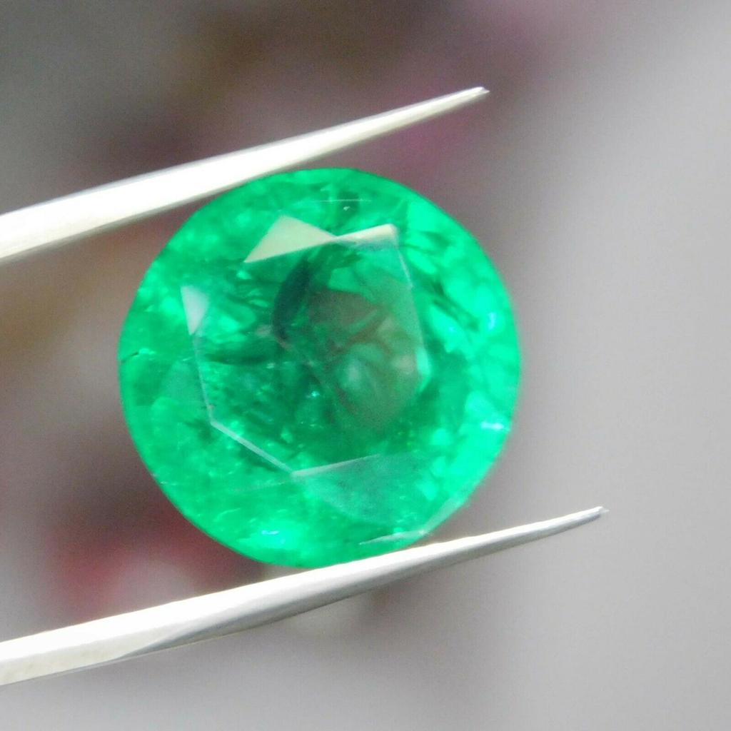 Muzo Colombian Emerald Round Cut Natural 8 to 10 Ct Loose Gemstone