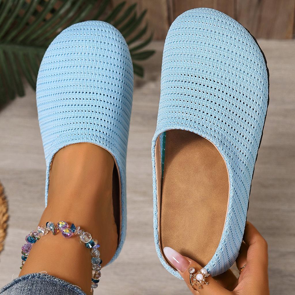 Женские тапочки на плоской подошве, элегантные туфли-мюли на плоской подошве, летние новые модные шлепанцы 2025 года, удобные мягкие сандалии для ходьбы